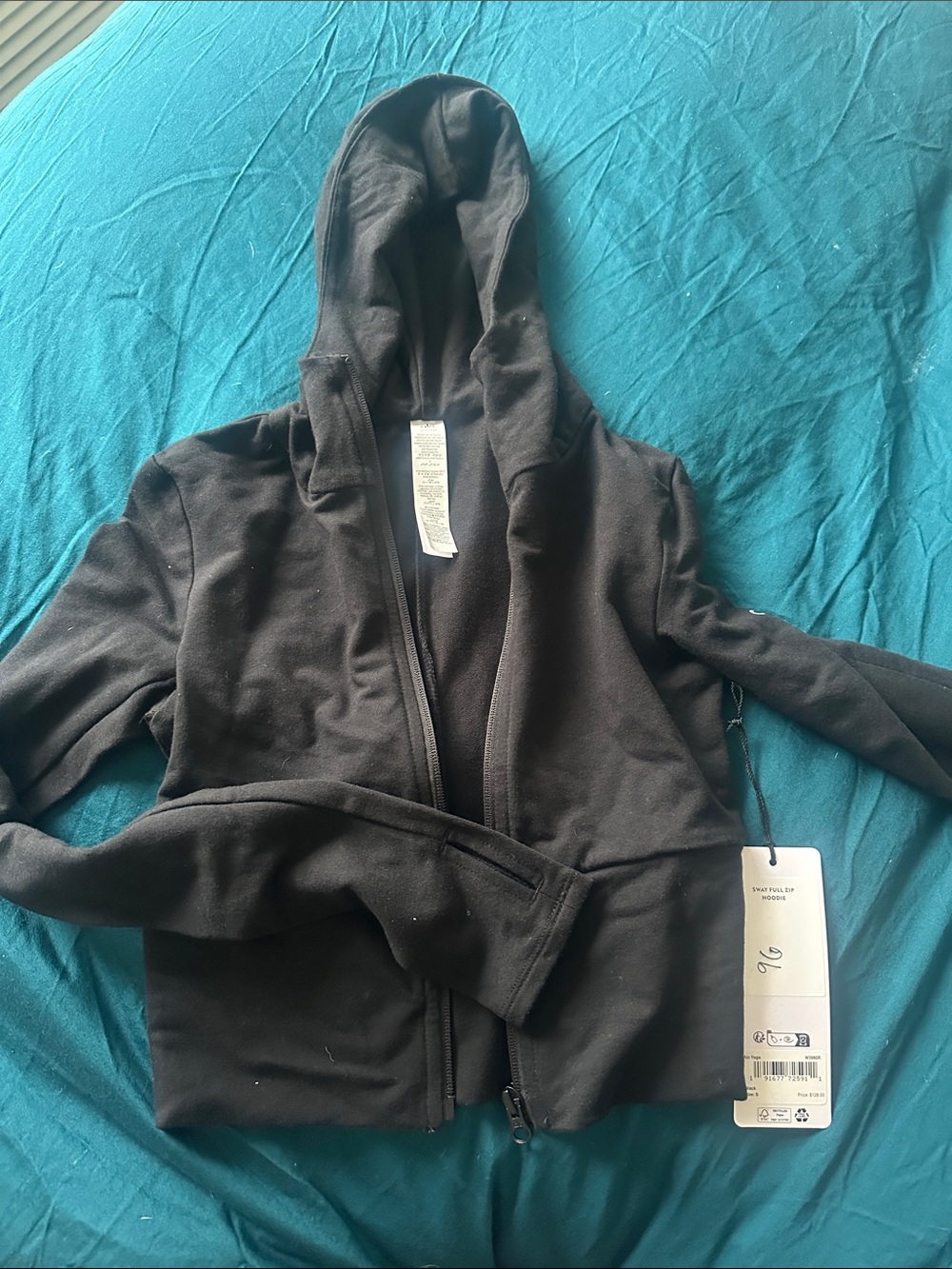 Alo hoodie